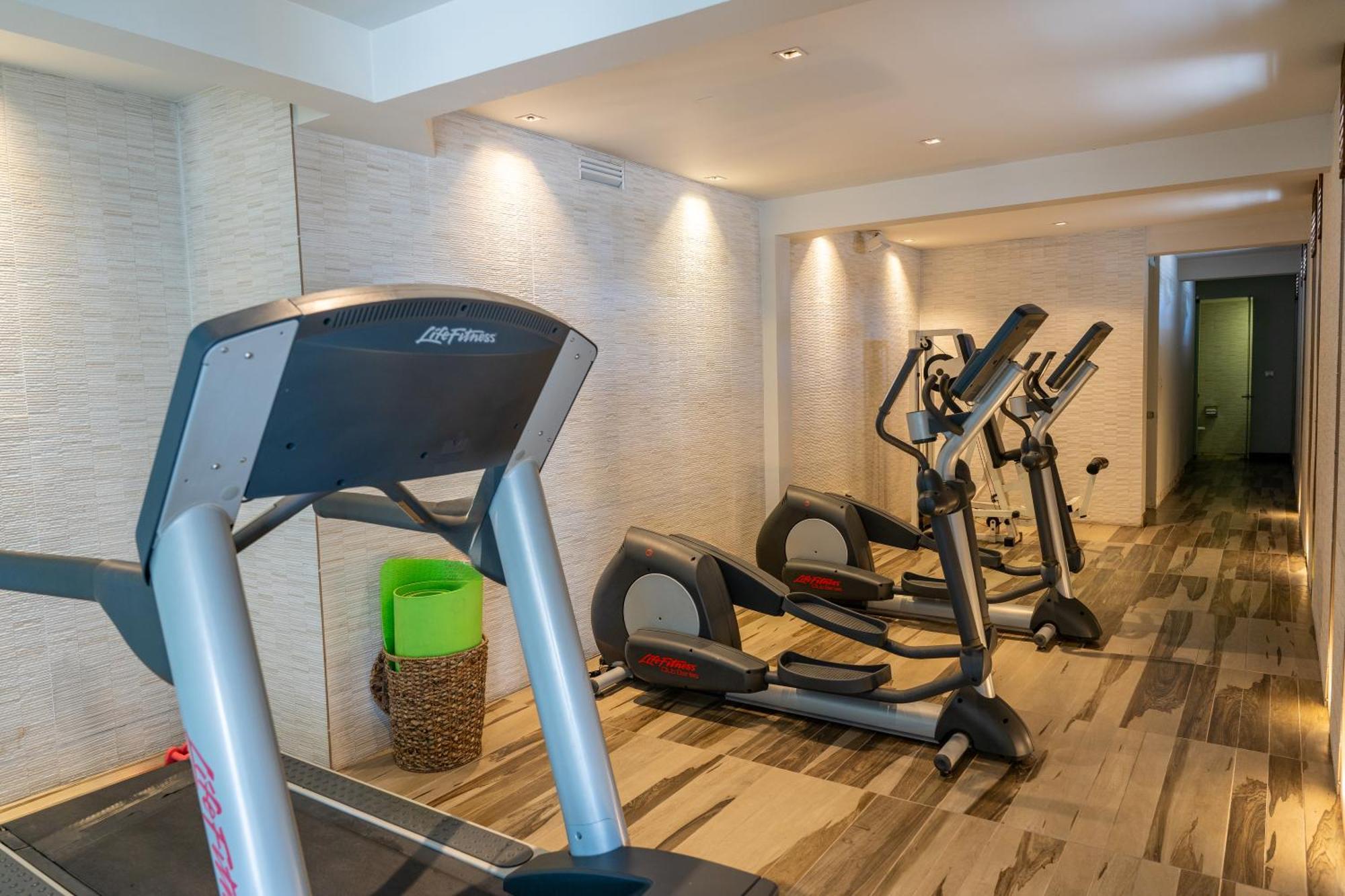 Terrado Suites อิกิเก ภายนอก รูปภาพ