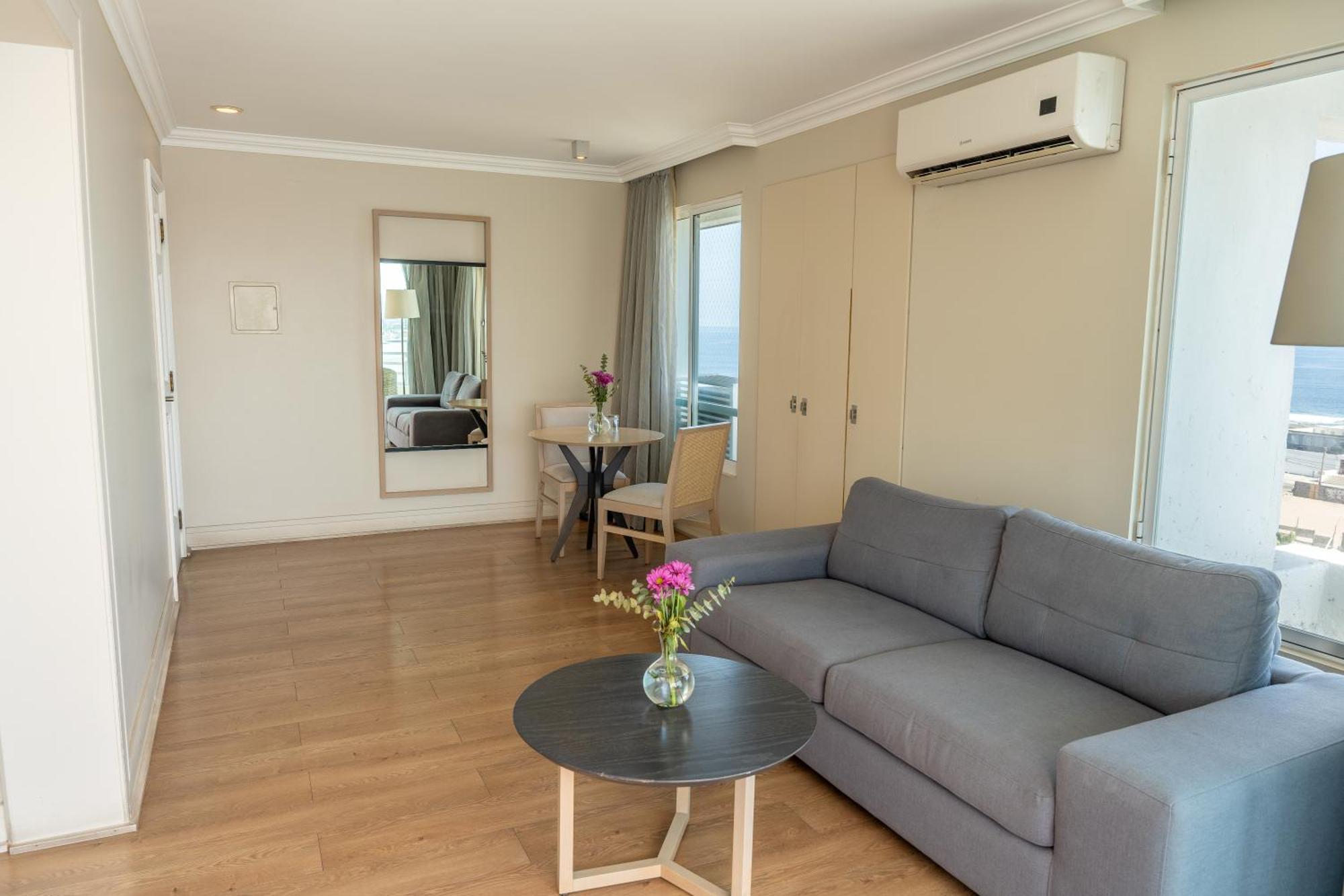 Terrado Suites อิกิเก ภายนอก รูปภาพ